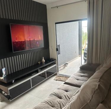 Casa 2 Quartos Arapongas Excelente Localização