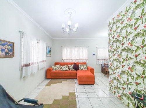 Casa 4 quartos no Centro de Ubatuba - REF NE02H
