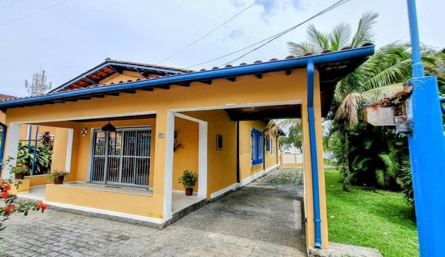 Casa 4 suítes centro de Ubatuba