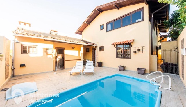 Casa 5 qtos com piscina e churrasqueira ML9473