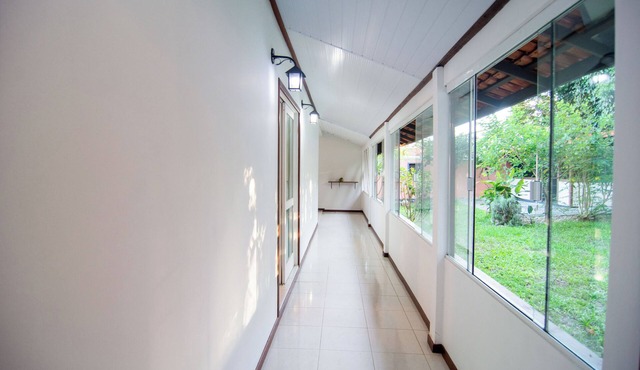 Casa a 20 min da Praia por trilha ecológica JC3782