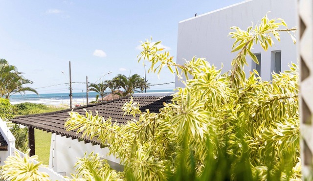 Casa a 50m da Praia com Churrasqueira