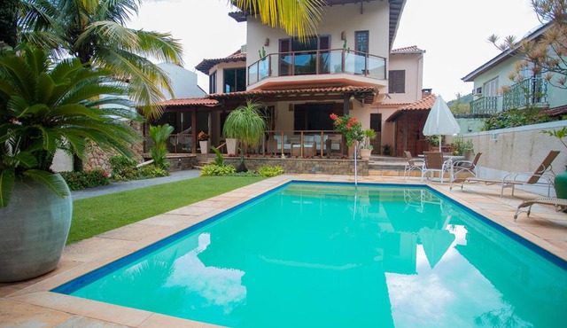 Casa a 50m da Praia de Itacoatiara Niteroi RJ
