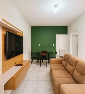 Casa a cerca de 2 min Madrecor com Garagem p 6 pessoas