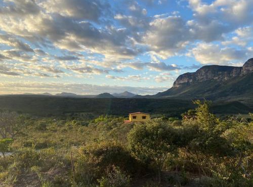 Casa Abaeté Refúgio Exclusivo com Hot Tub, Vista Serra e Acesso ao Vale do Pati