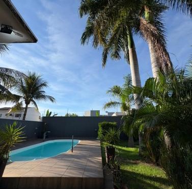 Casa Aconchegante Alto Padrão com Piscina