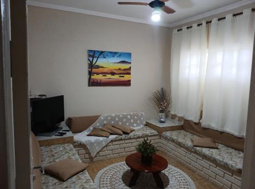 Casa aconchegante à 800 m da praia