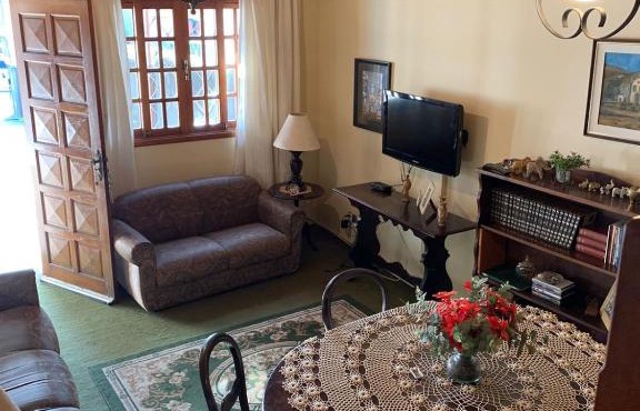 Casa aconchegante pertinho de tudo, ótima localização.