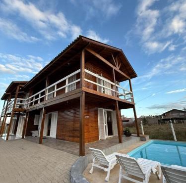 Casa aconchegante perto do mar 02