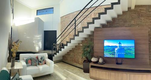 Casa Ampla com ar wi fi prox Thermas Carrara