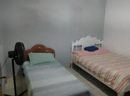 Casa bem localizada