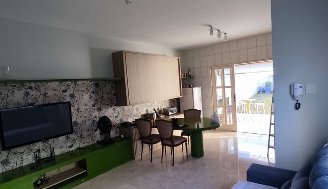 Casa bem Localizada e Segura Para Crianças. Vizinhança Silenciosa. Aceita Pets