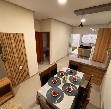 Casa bonita e aconchegante em residencial