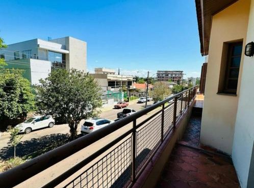 Casa centro da cidade de Carazinho para semana da expodireto