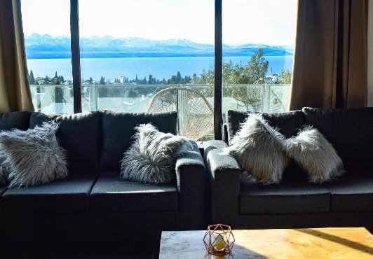 Casa Cerro Dorado vista al lago