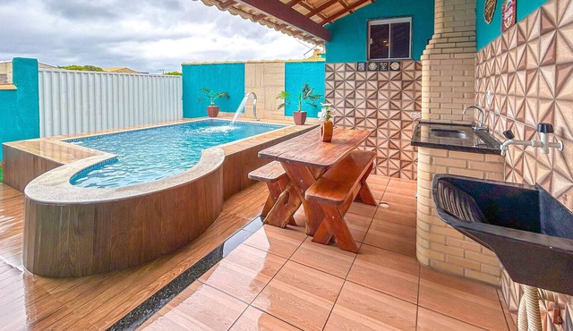 Casa com área gourmet e piscina em Cabo Frio/RJ