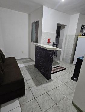 Casa com 1 Quarto e Garage - Alto da Cruz, Camaçari