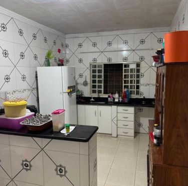 Casa com 2 QUartos para MOTO GP