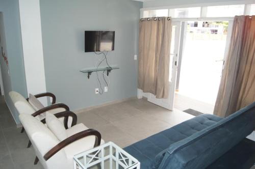 Casa com 2 quartos à 200 m da da praia c/churrasqueira
