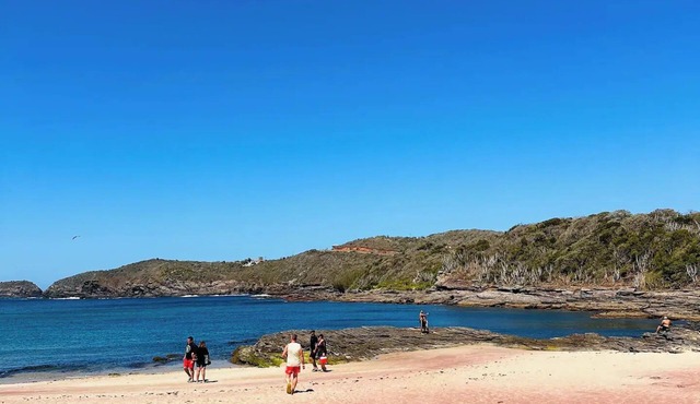 Casa com 3 quartos a 5 minutos da praia