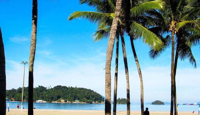 Casa com churrasq e Wi-Fi na Praia de Itacuruçá/RJ