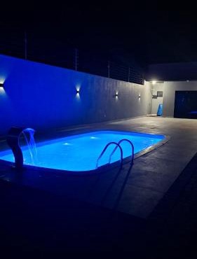Casa com Piscina 15 minutos de Cascavel