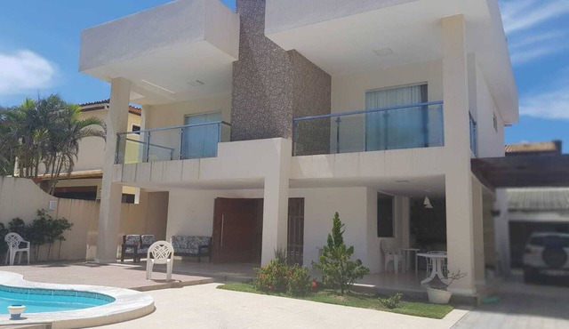 Casa com Piscina a 50 m da Praia