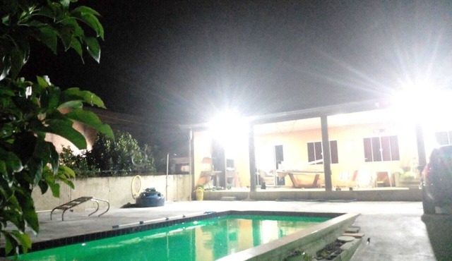 Casa com Piscina Aconchegante na Praiamatinhos Pr41920004015