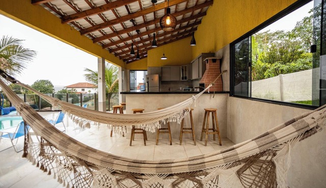 Casa com piscina, churrasq e Wi-Fi em Alexânia/GO
