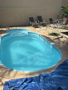 Casa com piscina churrasqueira perto de cachoeira