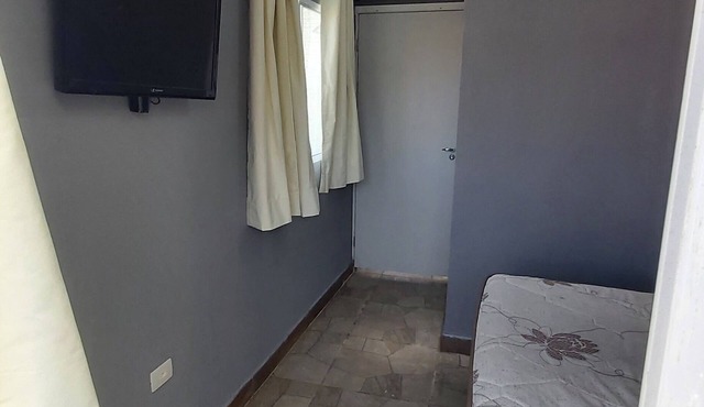 Casa com Piscina com Quintal Compartilhado com Outra a 8 min do São Paulo Expo