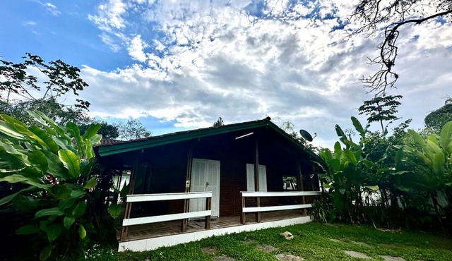 Casa com piscina e churrasqueira em Ubatuba SP