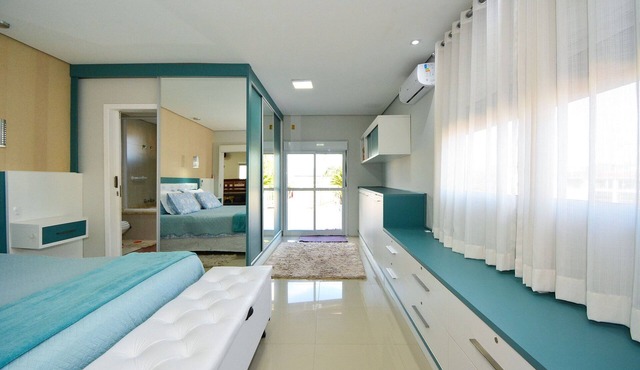 Casa com Piscina no Ribeirão da Ilha