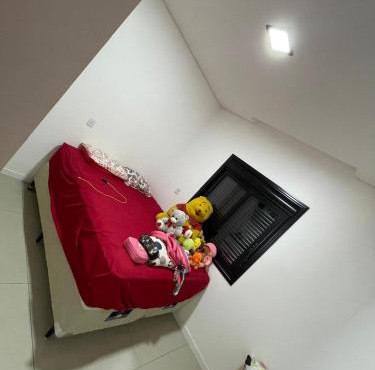 Casa com piscina para a Expo direto
