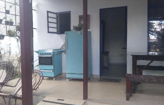 Casa com suíte, coz., varanda e Quintal.CENTRO HISTÓRICO.