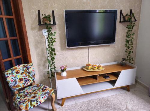 Casa Completa com Varanda Garagem Wi fi Suíte