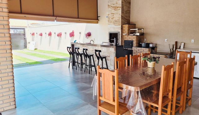 Casa Completa com Área Gourmet, Piscina com Aquecedor Solar e Sauna Seca