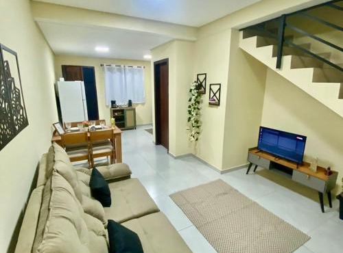 Casa completa com 2 quartos e garagem perto do aeroporto