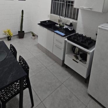 Casa Completa em Cotia com estacionamento