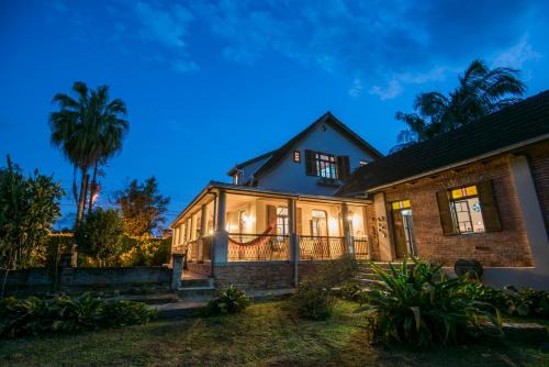Casa da Estacao - Não é hotel, não é pousada é a casa mais charmosa de Morretes!