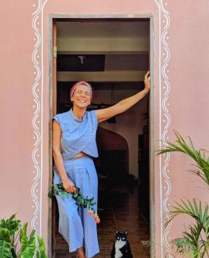 Casa das Irmãs - Só Mulheres - Women Only