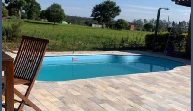 Casa de Campo em Condomínio -16 Pessoas com Piscina