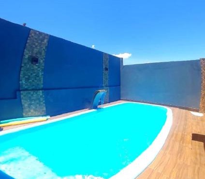Casa de temporada acomoda até 20 pessoas, ótimo custo beneficio e com piscina grande, estacionamento grátis incluso, próximo da SERRA CANASTRA, Cânyons de Capitólio, furnas e mais de 130 lindas cachoeiras na região