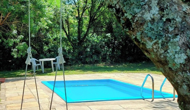 Casa de Campo. Natureza Exuberante, Wi-fi, Hidromassagem, Piscina. Pet Friendly!