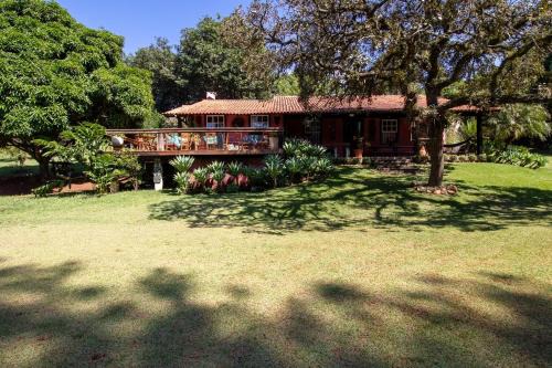 Casa de campo c lazer, bem equipada, pet friendly
