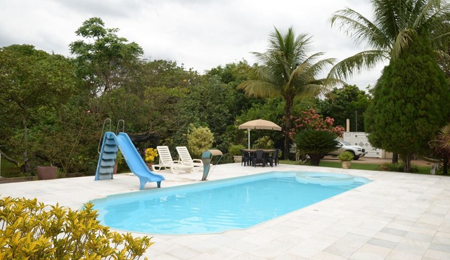 Casa de campo c WiFi, piscina e churrasq -Delta/MG