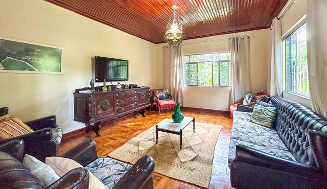 Casa de campo com WiFi e churrasq em Bom Jardim/RJ
