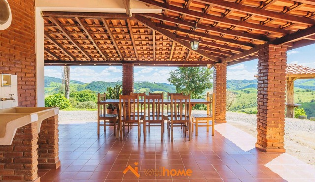 Casa de campo com piscina em Lindóia