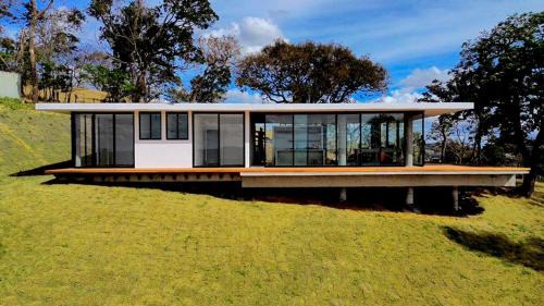 Casa de Campo com Vista da Serra da Mantiqueira e Piscina