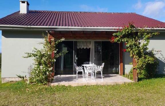 Casa de campo, sitio na natureza